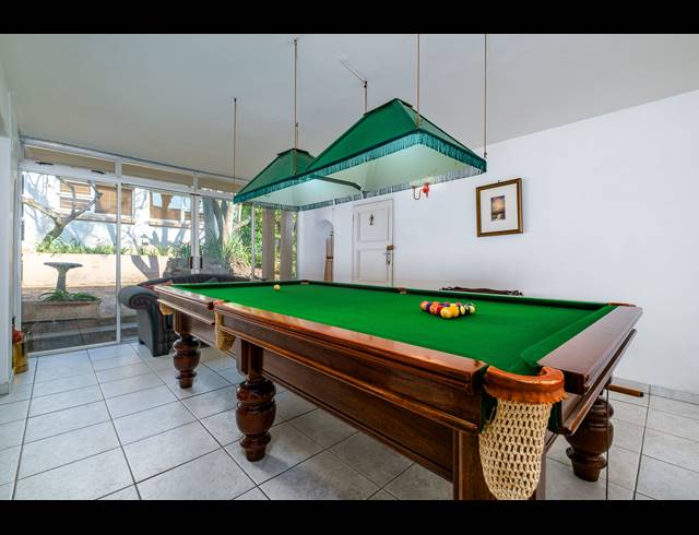 5 BEDROOM HOUSE FOR SALE IN NORTHCLIFF